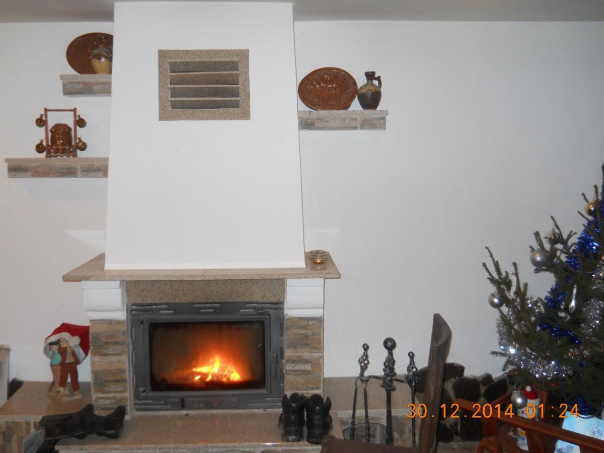 La Curtea Argeseana Apartment Valea Iasului ภายนอก รูปภาพ