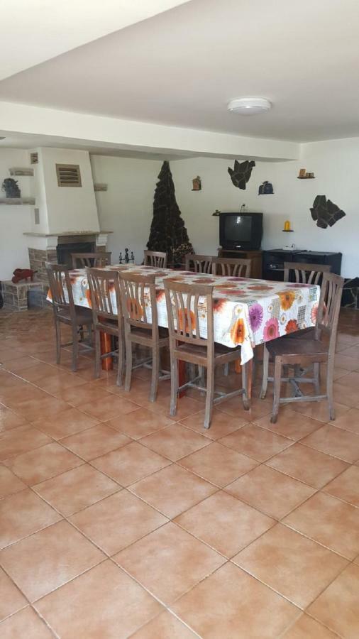 La Curtea Argeseana Apartment Valea Iasului ภายนอก รูปภาพ